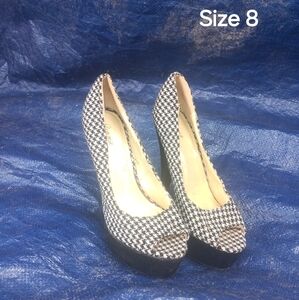Checkered Heals